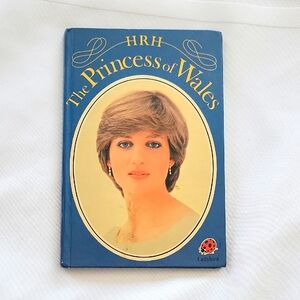 Princess Of Wales Souvenier Book From England First Edition